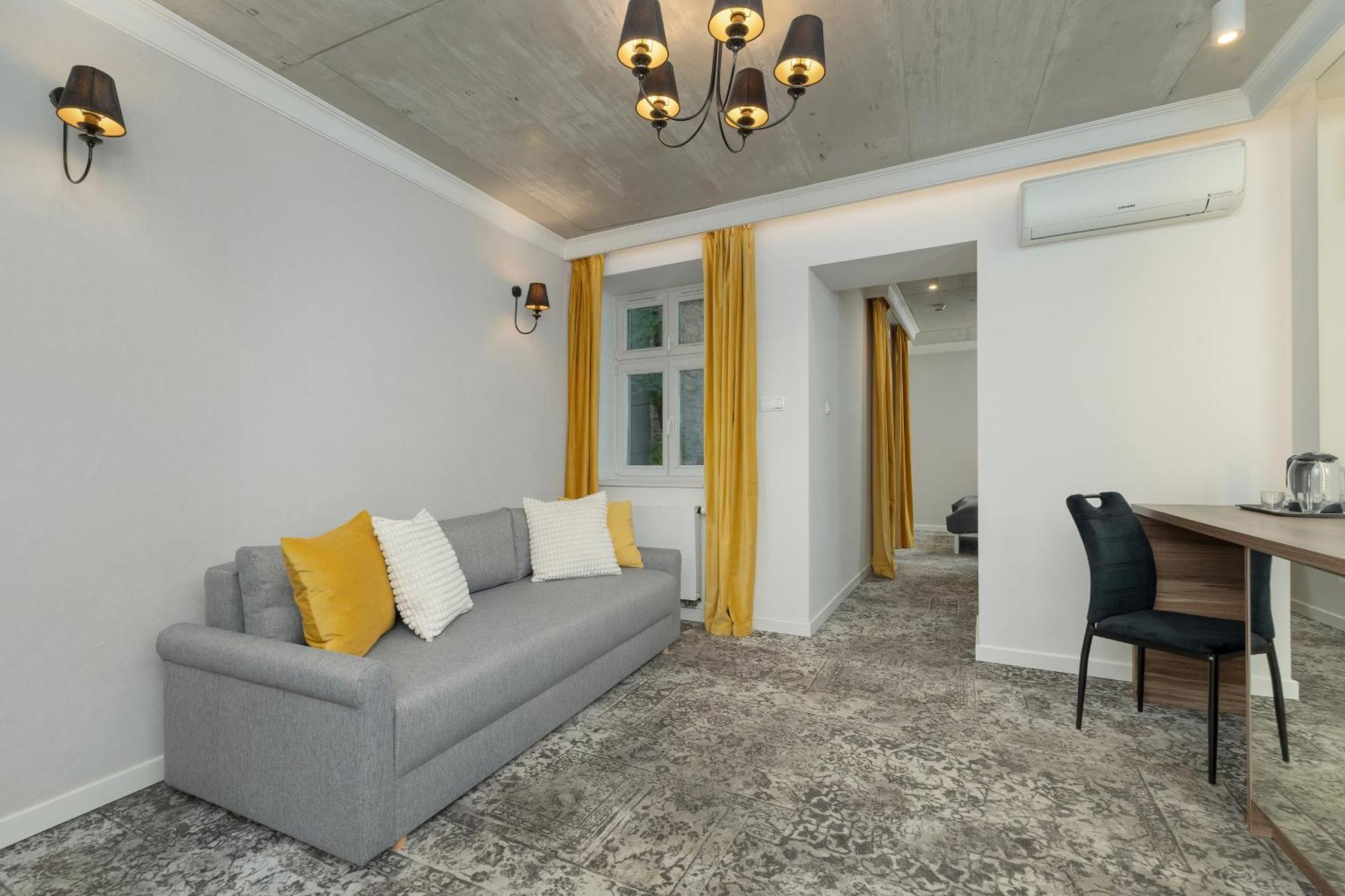קרקוב Modern & Comfy Apartment Rakowicka 6 Cracow By Renters מראה חיצוני תמונה